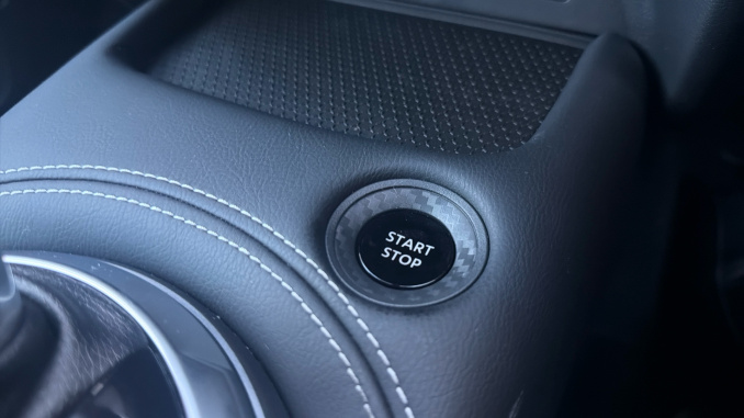 Nissan Juke 1.6 Hybrid N-Connecta 5dr Auto [Revised] Hybrid Hatchback - Image 43